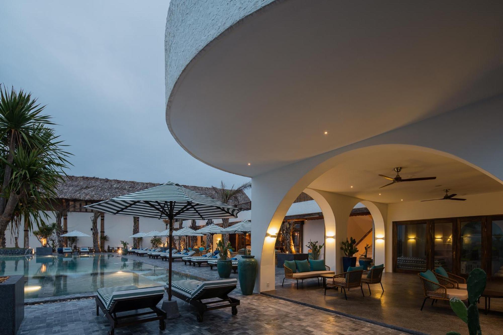 Stelia Beach Resort Tuy Hoa Exterior photo